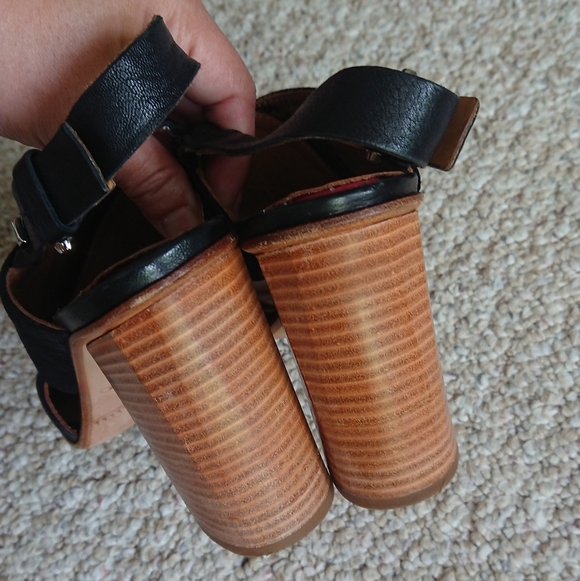 Alberto Fermani Black suede Leather Heels size 37 - Picture 10 of 15